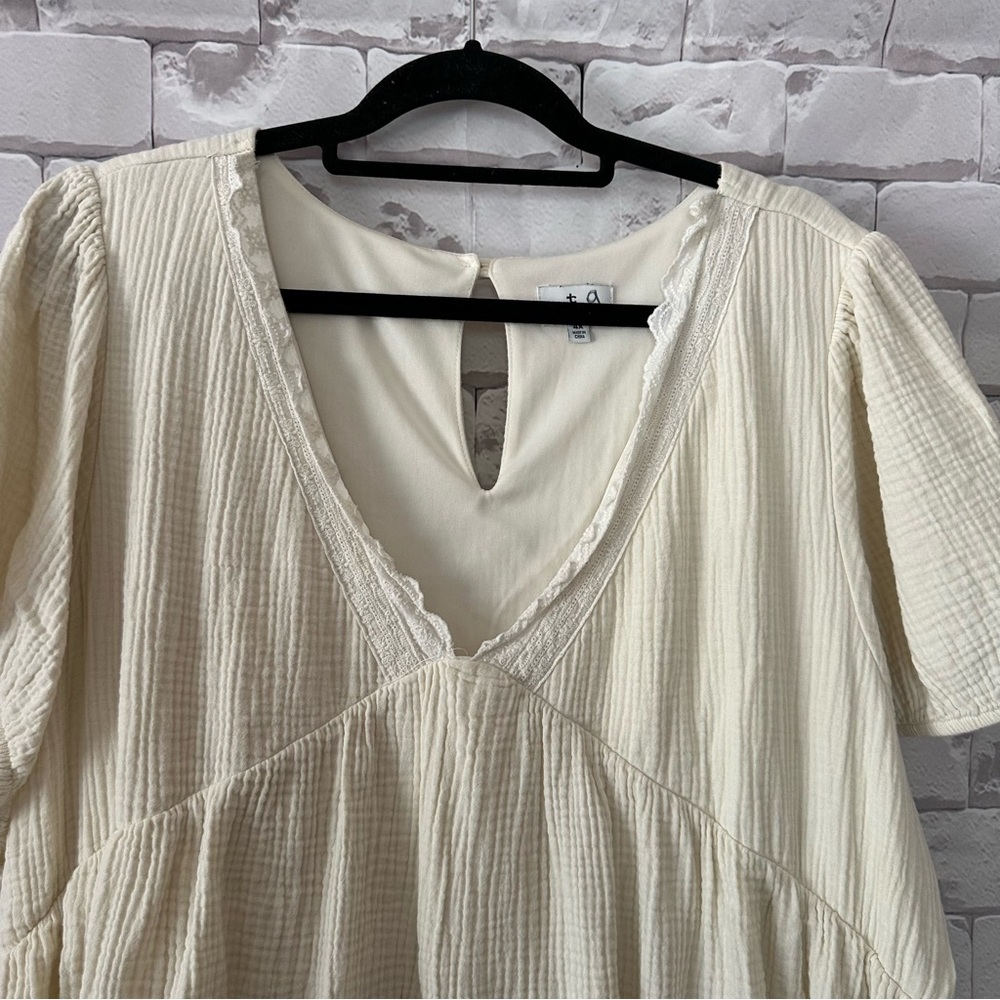 True Craft Cream Textured V-Neck Tunic - Picture 2 of 5